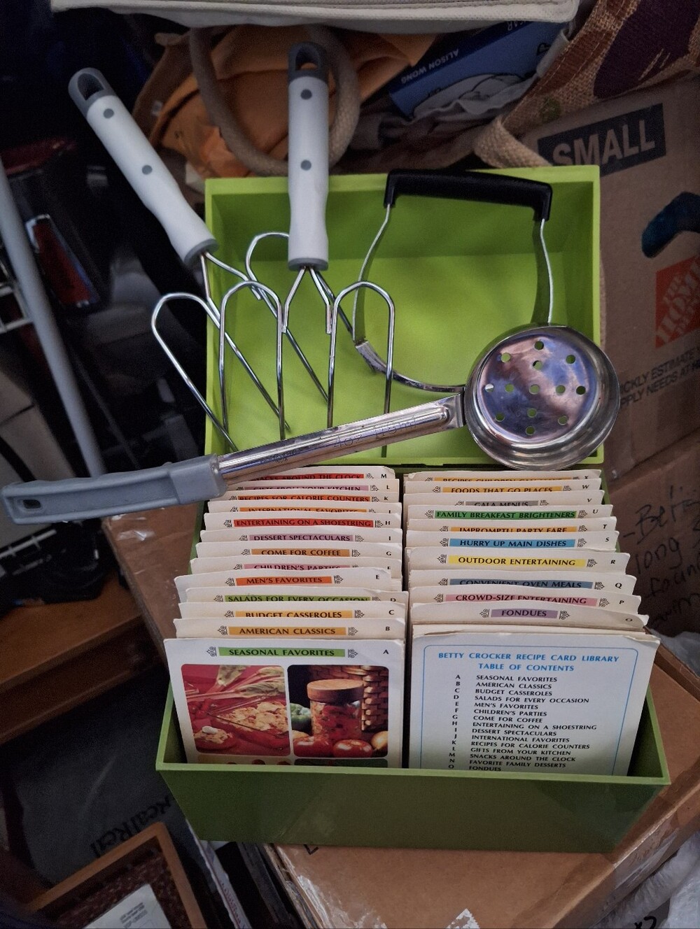 🍽 Vintage Betty Crocker Recipes & Kitchen Utensils 🍽